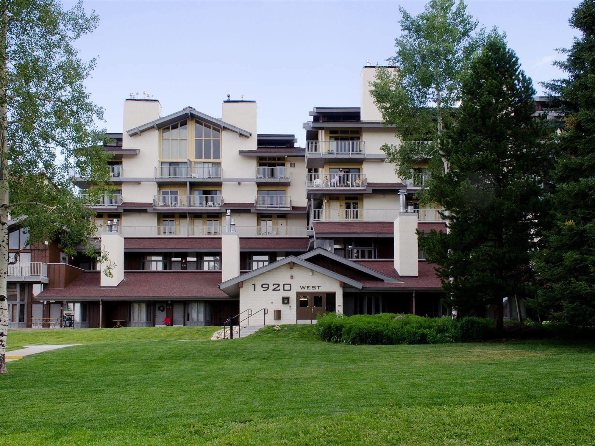 Ski Time Square Condominiums Steamboat Springs Exterior photo
